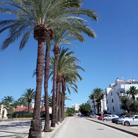 Con Piscina Y Chiringuito Apartment *